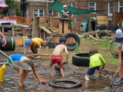 Röportaj: “Çocuğum Okulu Sevmiyor Ama Oyun Oynamayı Çok&nbsp;Seviyor””